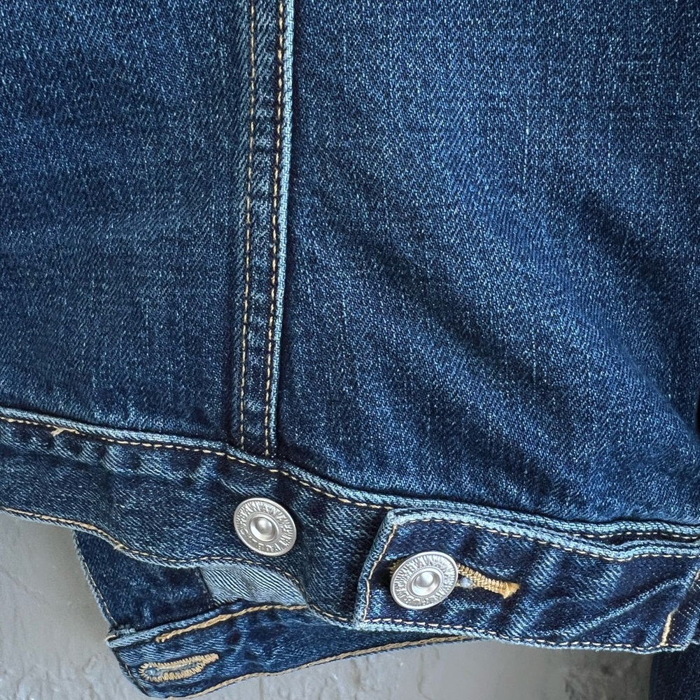 Banana Republic Women's Classic Blue Jean Jacket - Picture 7 of 8